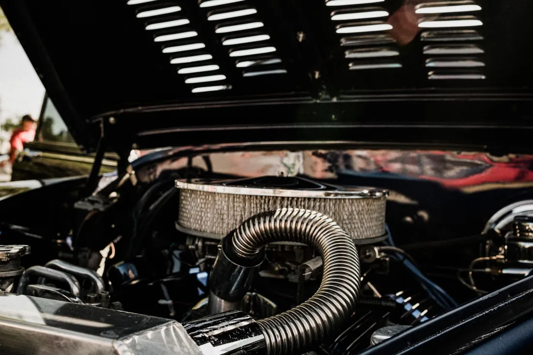 Close view of a passenger vehicle engine compartment